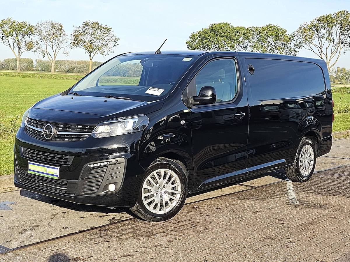 Opel Vivaro OPEL VIVARO 2.0 L3H1 Xenon LED Automatische Airco 3 Zits Camera Carplay PDC Cruise Control Euro6 145 PK