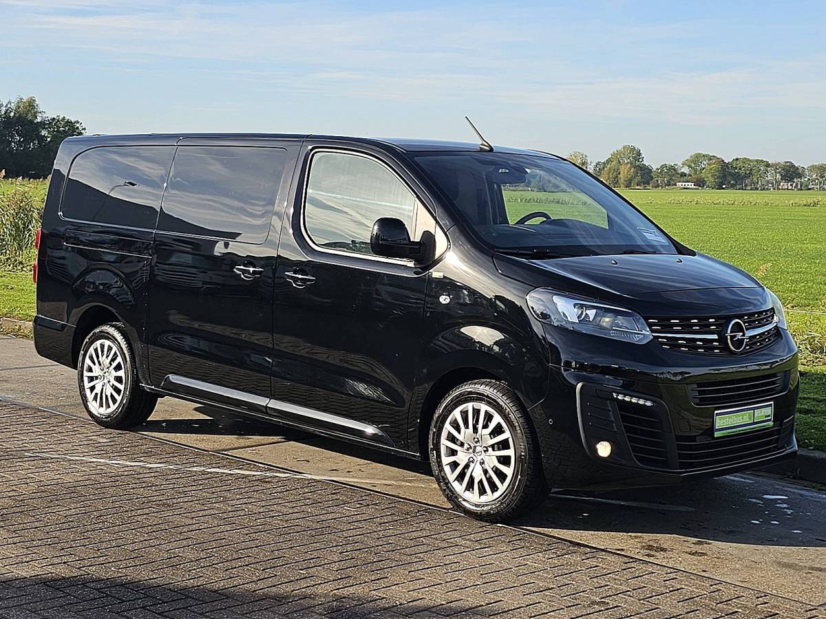 Opel Vivaro OPEL VIVARO 2.0 L3H1 Xenon LED Automatische Airco 3 Zits Camera Carplay PDC Cruise Control Euro6 145 PK