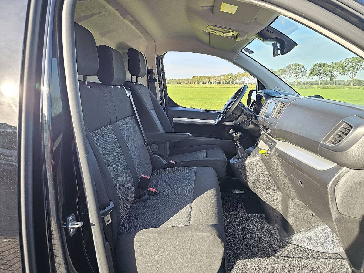 Opel Vivaro OPEL VIVARO 2.0 L3H1 Xenon LED Automatische Airco 3 Zits Camera Carplay PDC Cruise Control Euro6 145 PK
