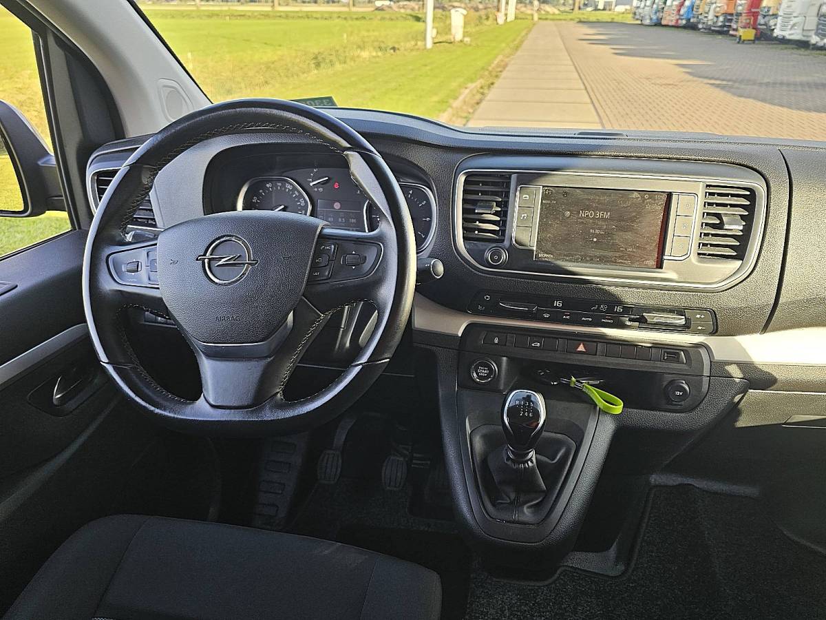 Opel Vivaro OPEL VIVARO 2.0 L3H1 Xenon LED Automatische Airco 3 Zits Camera Carplay PDC Cruise Control Euro6 145 PK