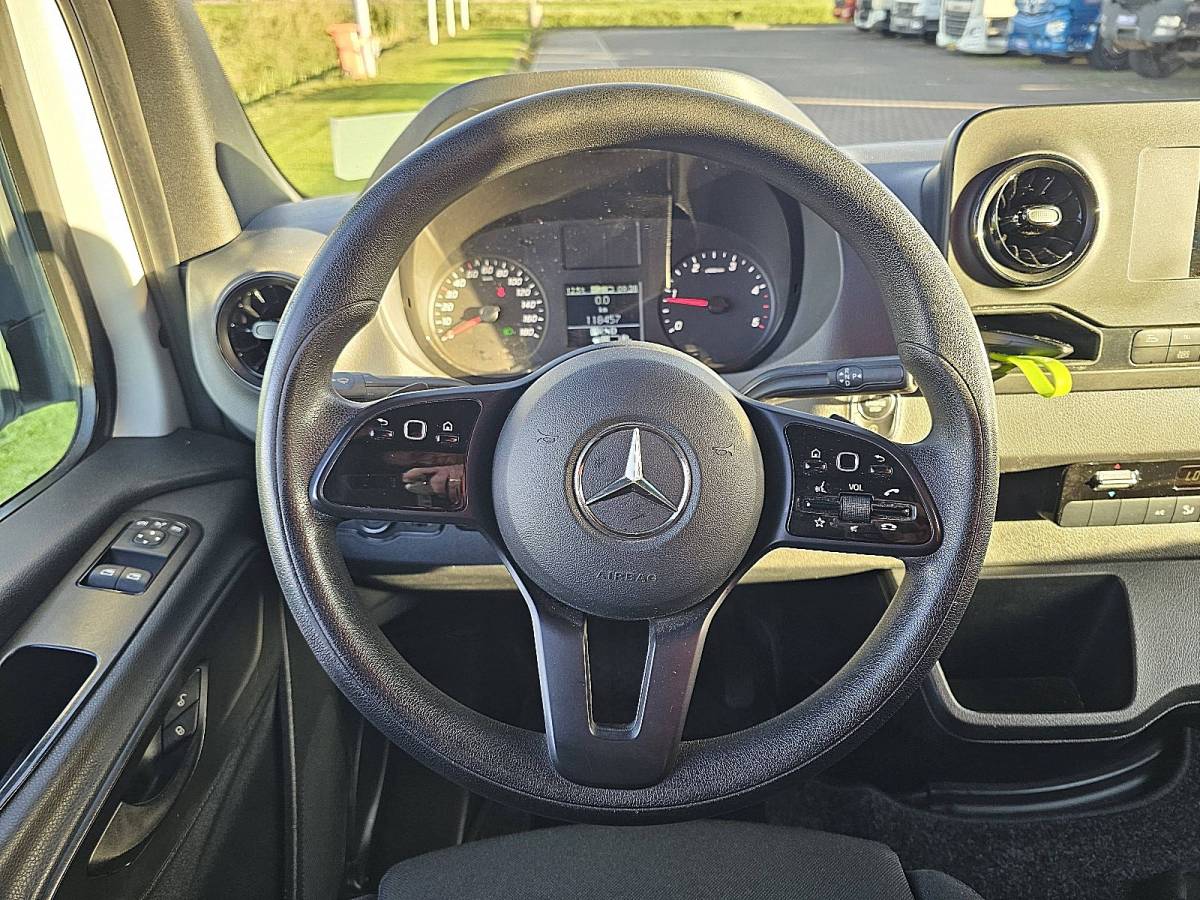 Mercedes-Benz Sprinter MERCEDES-BENZ SPRINTER 316 L3H2 Maxi Automaat Mbux Camera Apple Carplay Airco Euro6 163 PK!