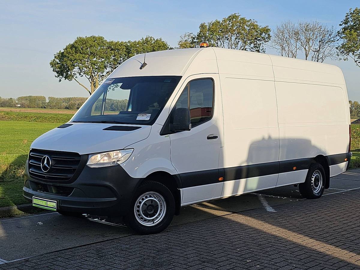 Mercedes-Benz Sprinter MERCEDES-BENZ SPRINTER 316 L3H2 Maxi Automaat Mbux Camera Apple Carplay Airco Euro6 163 PK!