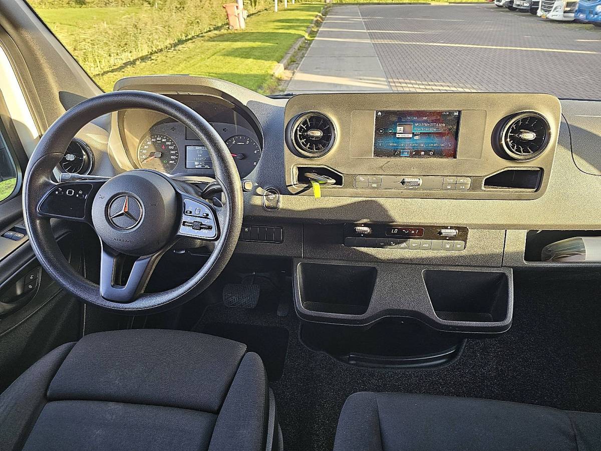 Mercedes-Benz Sprinter MERCEDES-BENZ SPRINTER 316 L3H2 Maxi Automaat Mbux Camera Apple Carplay Airco Euro6 163 PK!