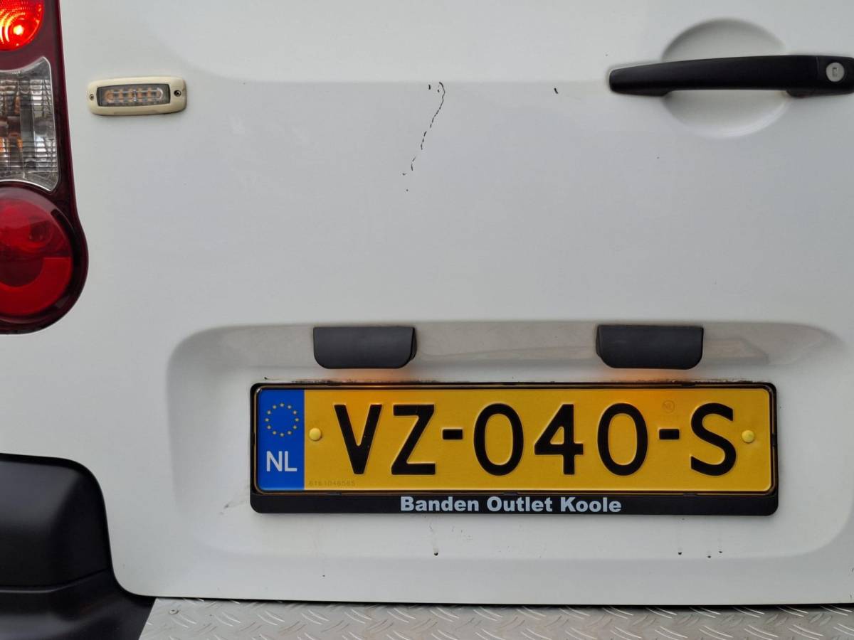 Citroën Berlingo Citroen Berlingo 1.6 BlueHDI 100 Club S&S AIRCO / TREKHAAK / CRUISE CONTROLE / EURO 6 / MARGE !!