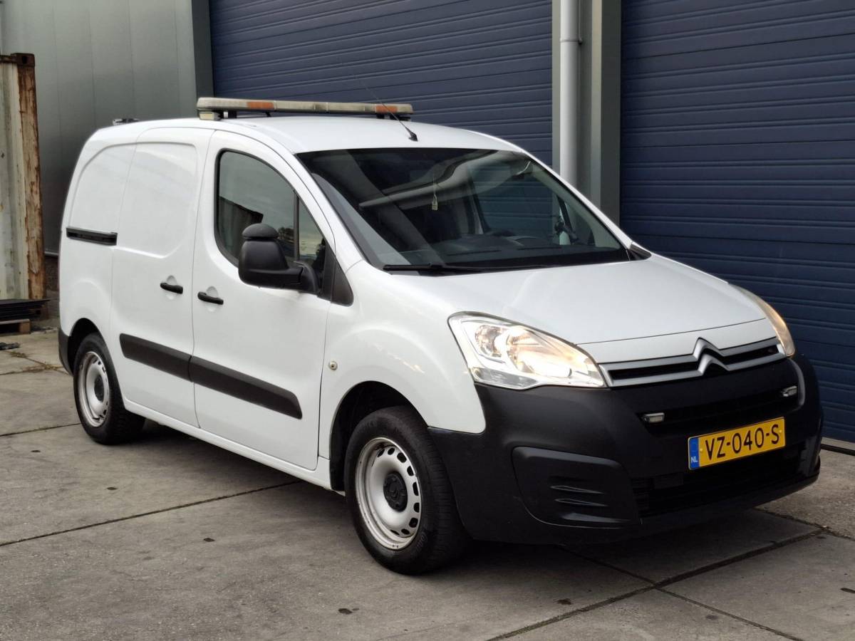 Citroën Berlingo Citroen Berlingo 1.6 BlueHDI 100 Club S&S AIRCO / TREKHAAK / CRUISE CONTROLE / EURO 6 / MARGE !!