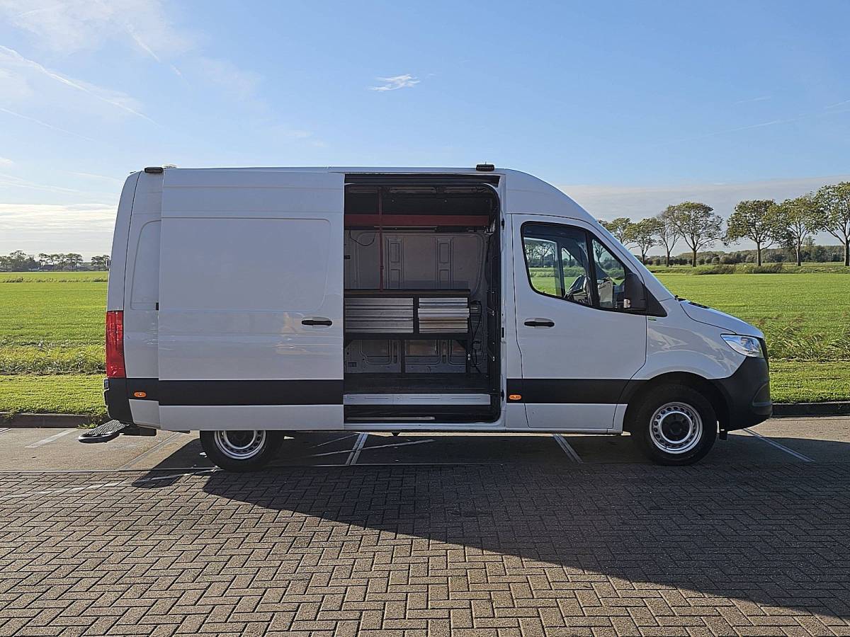 Mercedes-Benz Sprinter MERCEDES-BENZ SPRINTER 316 L2H2 RWD 3.5t-Trekhaak Mbux Navi Camera WP-Inrichting 3 Zits Airco Euro6 163 PK!