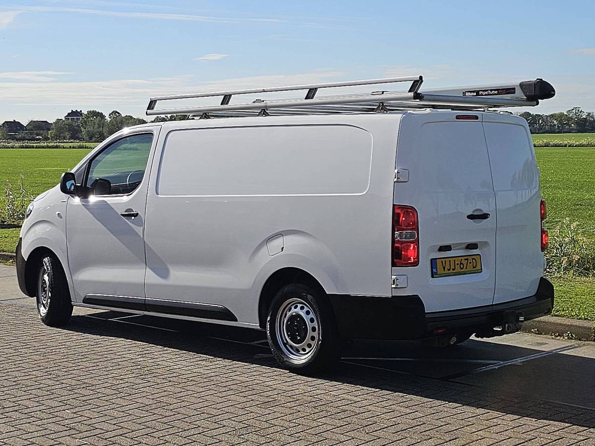 Opel Vivaro OPEL VIVARO 1.5 L3 XL NAP Euro6 Airco Trekhaak Imperiaal Oh-Historie 3-Zits!