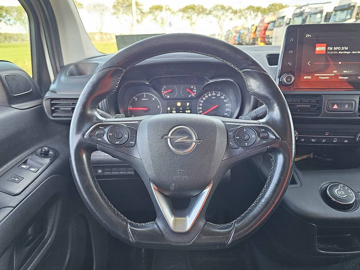 Opel Combo OPEL COMBO 1.5 l1 navi automaat ac!