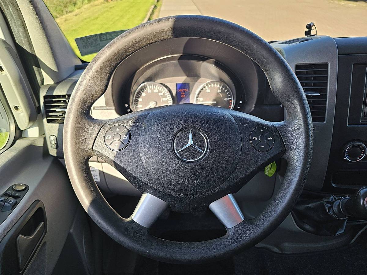 Mercedes-Benz Sprinter MERCEDES-BENZ SPRINTER 519 L2H2 N2 3500Kg Trekhaak V6 3.0Ltr Dubbellucht Euro6 BPM-Vrij Camera 190Pk!