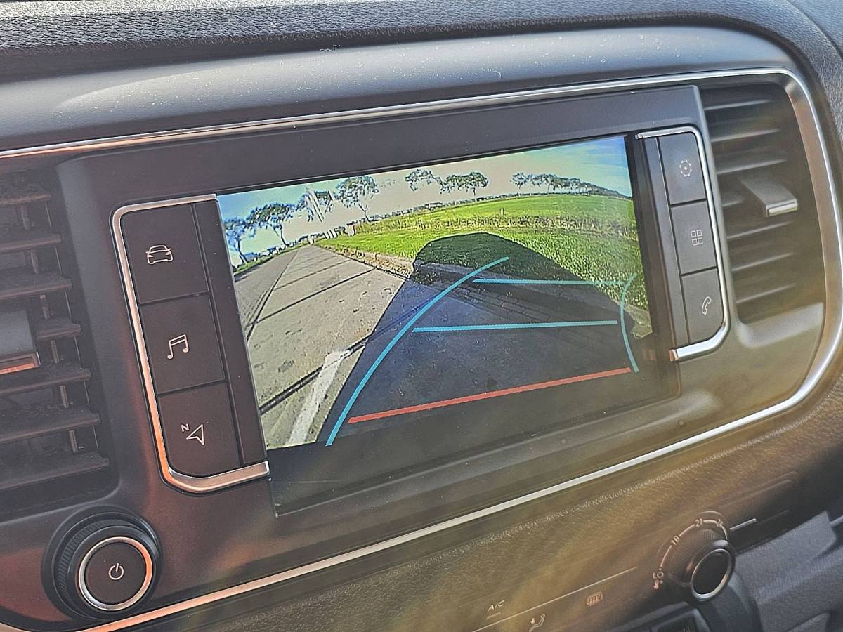 Opel Vivaro OPEL VIVARO 2.0 L2 Navi Automaat NAP Lm-Velgen 145Pk Euro6 1e Eigenaar 3-Zits Onderhoudshistorie!