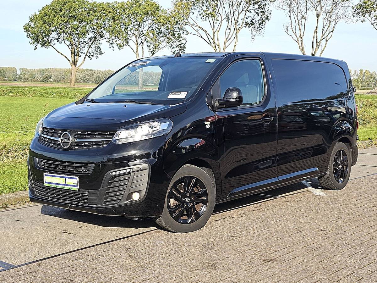 Opel Vivaro OPEL VIVARO 2.0 L2 Navi Automaat NAP Lm-Velgen 145Pk Euro6 1e Eigenaar 3-Zits Onderhoudshistorie!