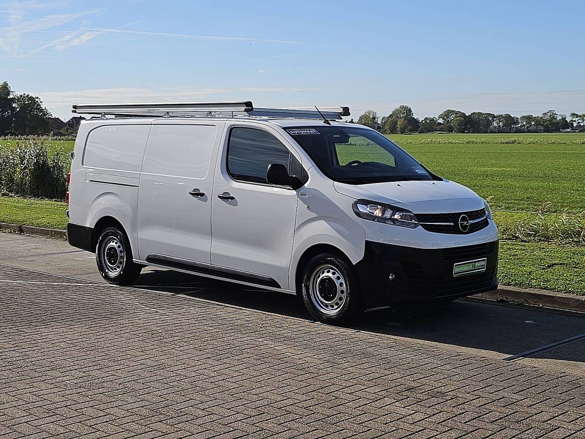 Opel Vivaro OPEL VIVARO 2.0 lang, automaat, airco, navi, pdc, imperiaal, trekhaak, 78 dkm.