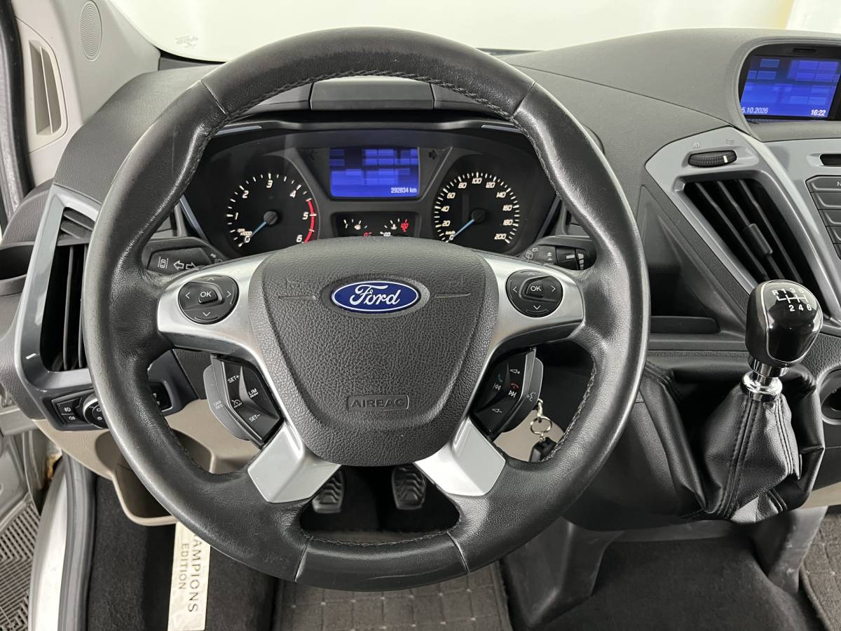 Ford Transit Custom Ford Transit Custom 290 2.2 TDCI L2H1 Limited DC *DUBBEL-CABINE | DUBBELE-SCHUIFDEUR | LEATHER | NAVI-FULLMAP | CAMERA | AIRCO | CRUISE | PDC | 16”ALU | TOWBAR*