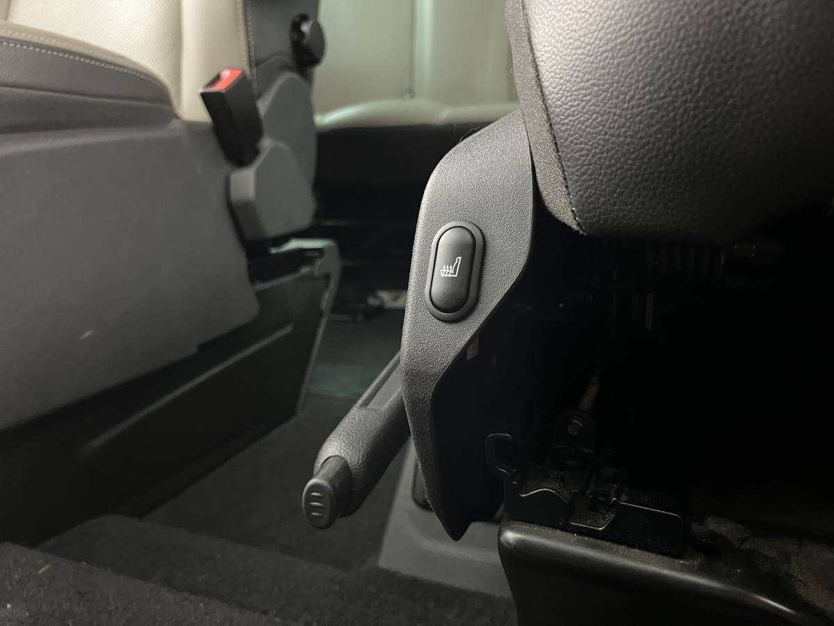 Ford Transit Custom Ford Transit Custom 290 2.2 TDCI L2H1 Limited DC *DUBBEL-CABINE | DUBBELE-SCHUIFDEUR | LEATHER | NAVI-FULLMAP | CAMERA | AIRCO | CRUISE | PDC | 16”ALU | TOWBAR*