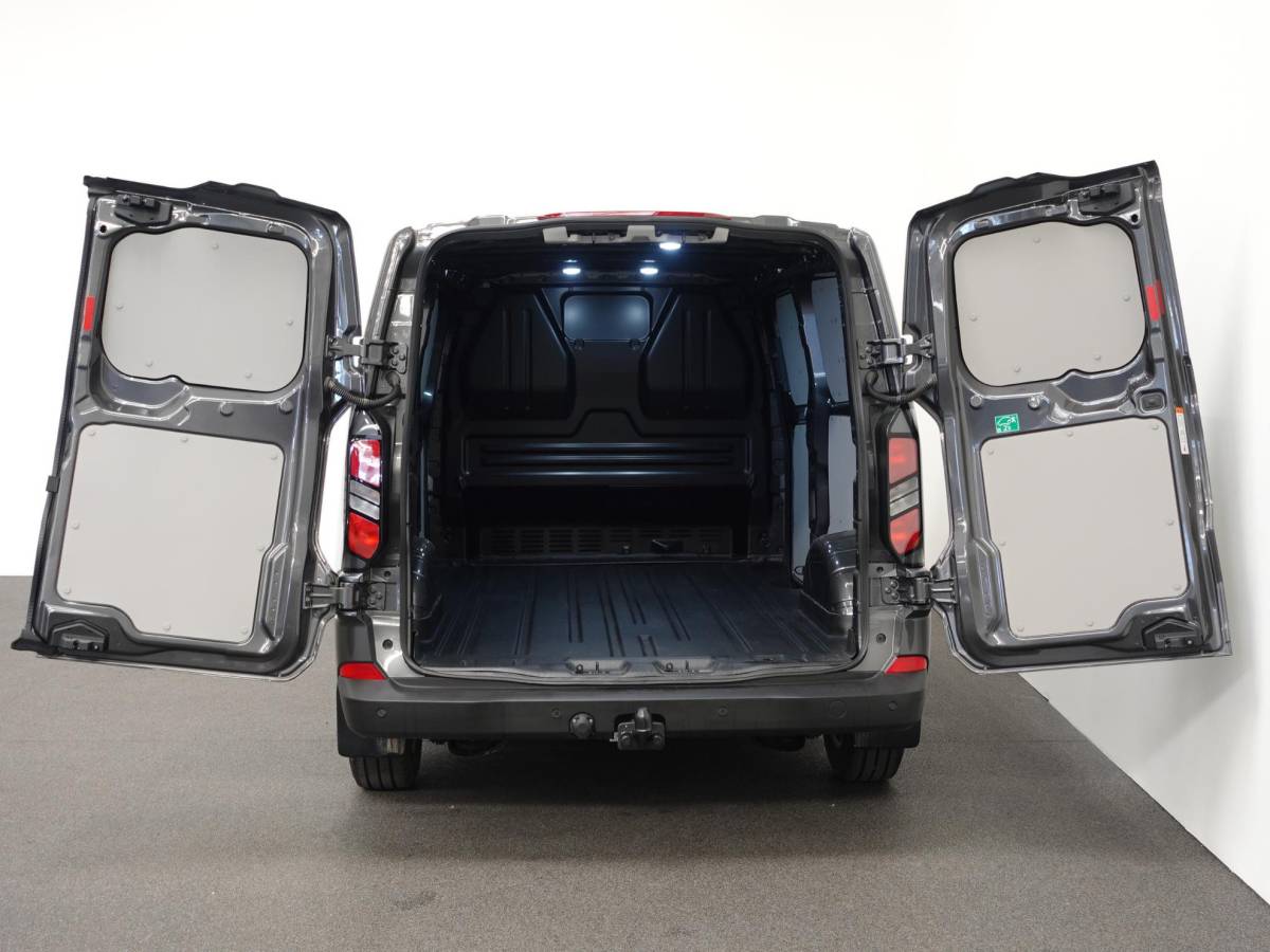 Ford Transit Custom Ford Transit Custom 300 2.0 TDCI L2H1 Trend Automaat Airco Navigatie Cruise