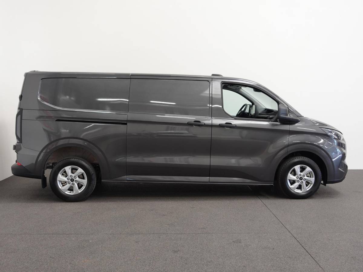 Ford Transit Custom Ford Transit Custom 300 2.0 TDCI L2H1 Trend Automaat Airco Navigatie Cruise