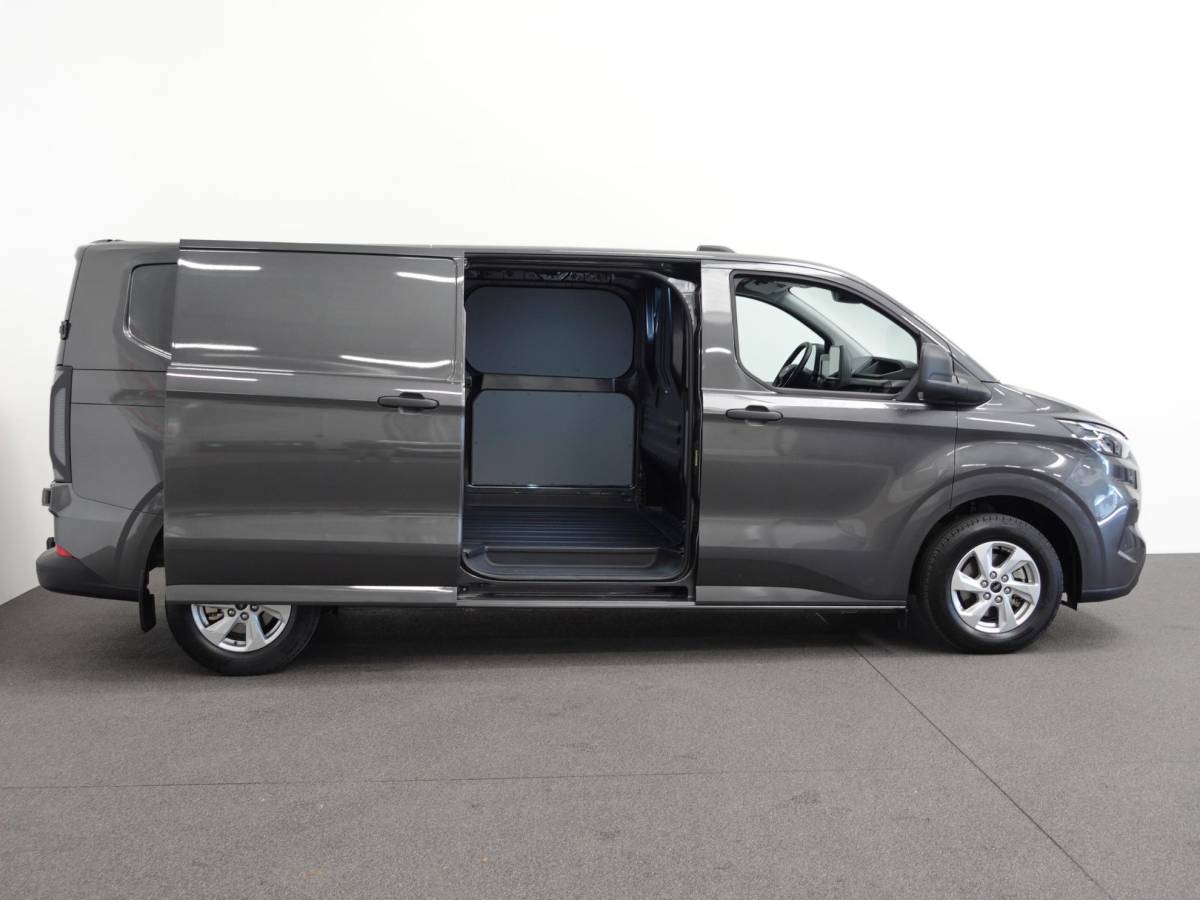 Ford Transit Custom Ford Transit Custom 300 2.0 TDCI L2H1 Trend Automaat Airco Navigatie Cruise