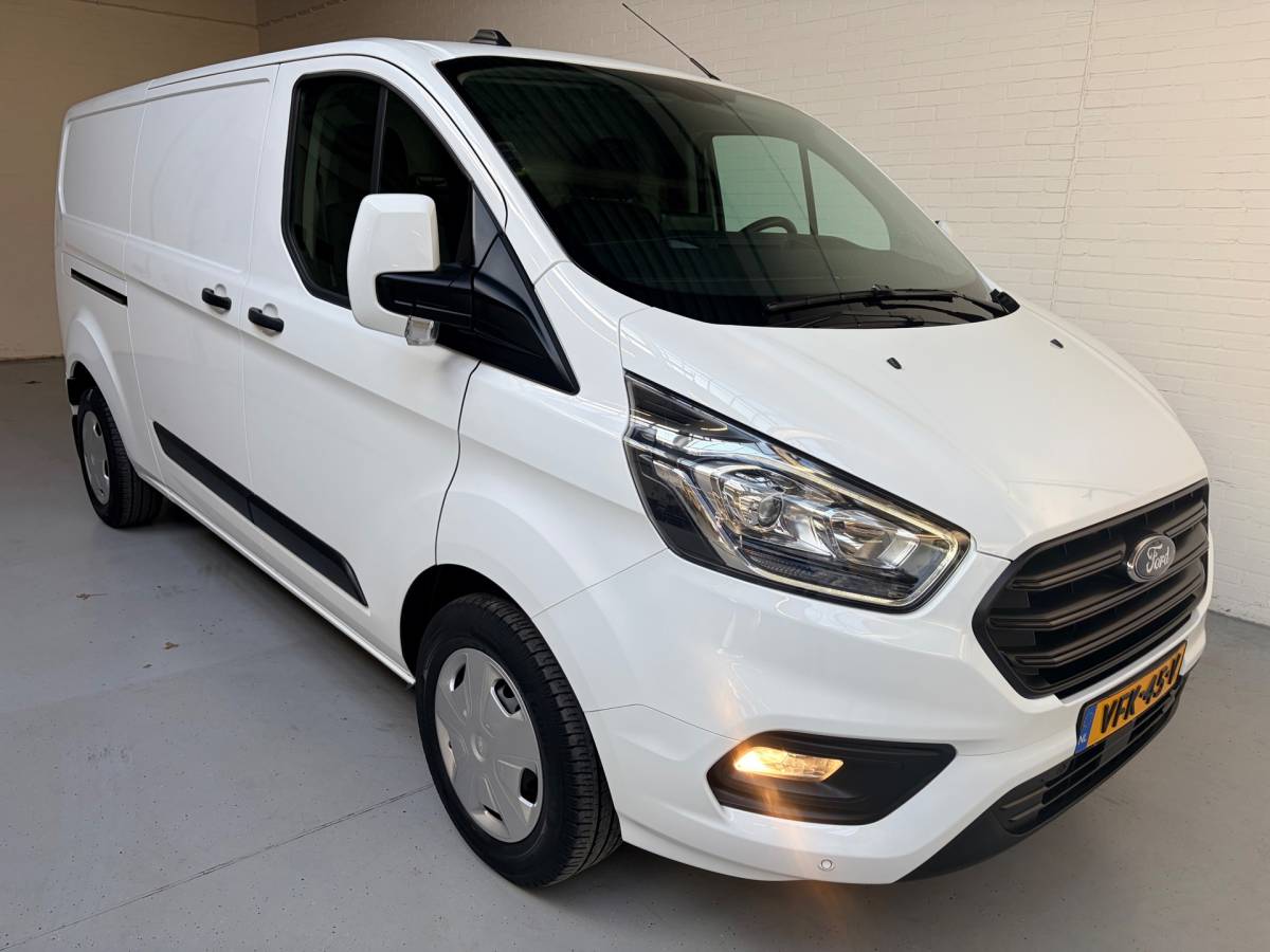 Ford Transit Custom Ford Transit Custom Servicewagen 320 2.0 TDCI euro6 L2H1 Trend 3Persoons, 2xSchuifdeur, Sortimo, Trekhaak, RIJKLAARPRIJS!