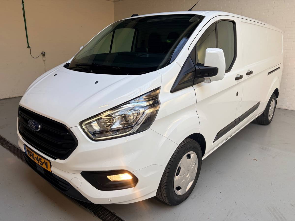 Ford Transit Custom Ford Transit Custom Servicewagen 320 2.0 TDCI euro6 L2H1 Trend 3Persoons, 2xSchuifdeur, Sortimo, Trekhaak, RIJKLAARPRIJS!