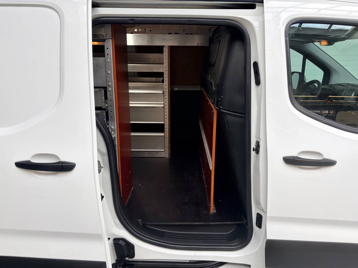 Opel Combo Opel Combo 1.5D 102pk euro6 L1H1 Edition, Imperiaal, Kasten, Trekhaak, Airco, Navigatie, CruiseControl, RIJKLAARPRIJS!