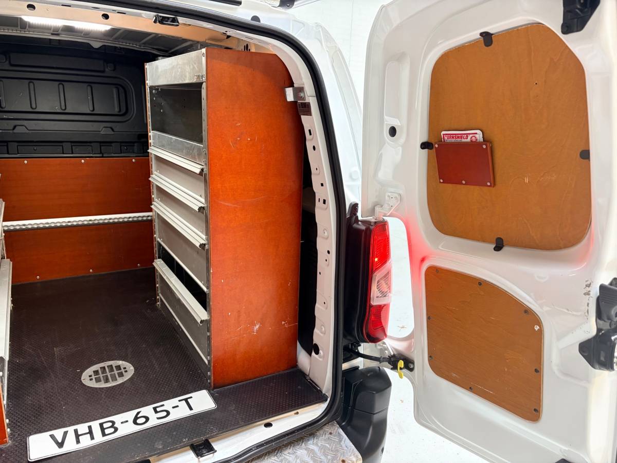Opel Combo Opel Combo 1.5D 102pk euro6 L1H1 Edition, Imperiaal, Kasten, Trekhaak, Airco, Navigatie, CruiseControl, RIJKLAARPRIJS!