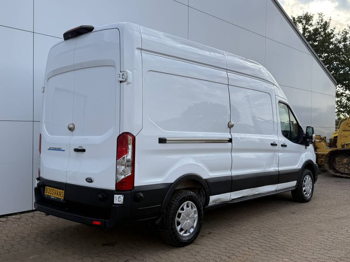 Ford E-Transit Ford e-Transit e-Transit 68kWh 184PK