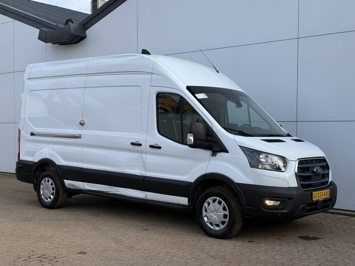 Ford E-Transit Ford e-Transit e-Transit 68kWh 184PK