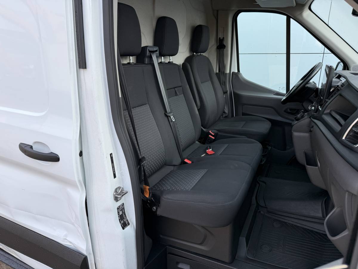 Ford E-Transit Ford e-Transit e-Transit 68kWh 184PK