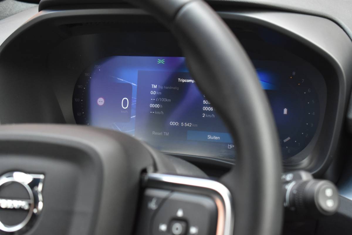 Volvo XC40 Volvo XC40 B4 211PK Plus Dark | Trekhaak | Verwarmbare voorruit |