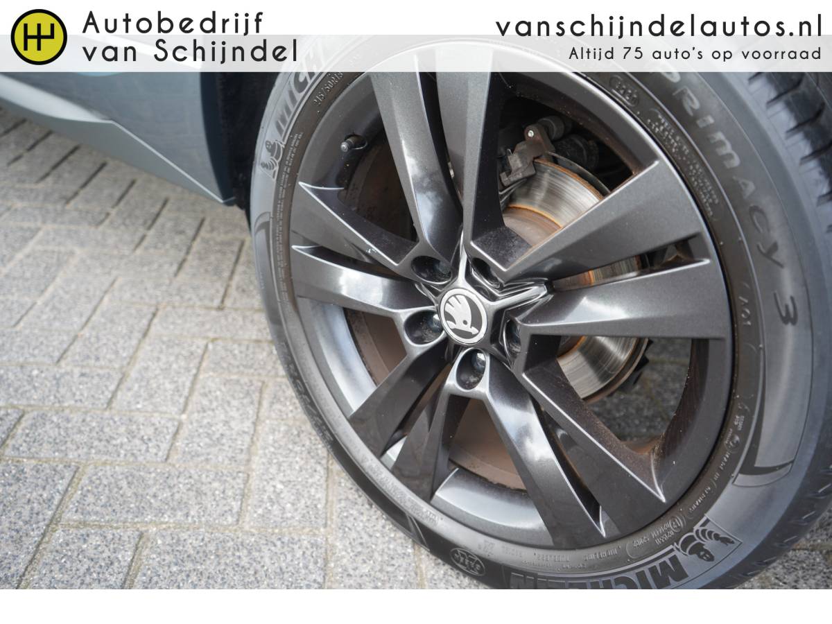 Škoda Karoq ŠKODA Karoq 1.5 TSI ACT 150PK SPORTLINE BUSINESS VOL LUXE PANORAMADAK ZWARTE HEMEL CAMERA STOEL+STUURVERWARMING ADAPTIEVE CRUISE ANDROID/APPLECARPLAY NAVI CLIMA PDC V+A BLUETOOTH 18INCH ENZ…