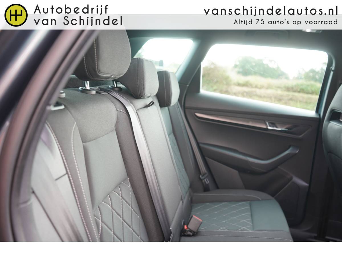 Škoda Karoq ŠKODA Karoq 1.5 TSI ACT 150PK SPORTLINE BUSINESS VOL LUXE PANORAMADAK ZWARTE HEMEL CAMERA STOEL+STUURVERWARMING ADAPTIEVE CRUISE ANDROID/APPLECARPLAY NAVI CLIMA PDC V+A BLUETOOTH 18INCH ENZ…