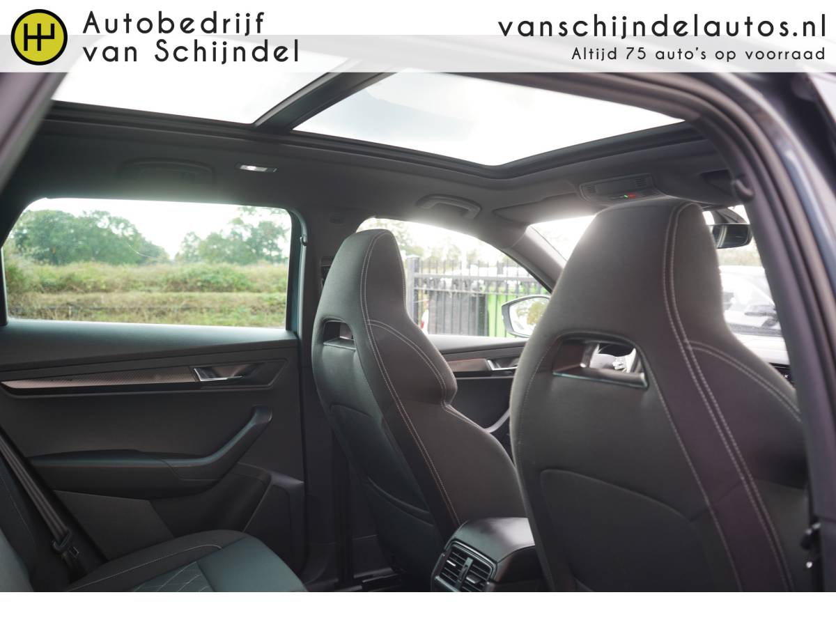 Škoda Karoq ŠKODA Karoq 1.5 TSI ACT 150PK SPORTLINE BUSINESS VOL LUXE PANORAMADAK ZWARTE HEMEL CAMERA STOEL+STUURVERWARMING ADAPTIEVE CRUISE ANDROID/APPLECARPLAY NAVI CLIMA PDC V+A BLUETOOTH 18INCH ENZ…