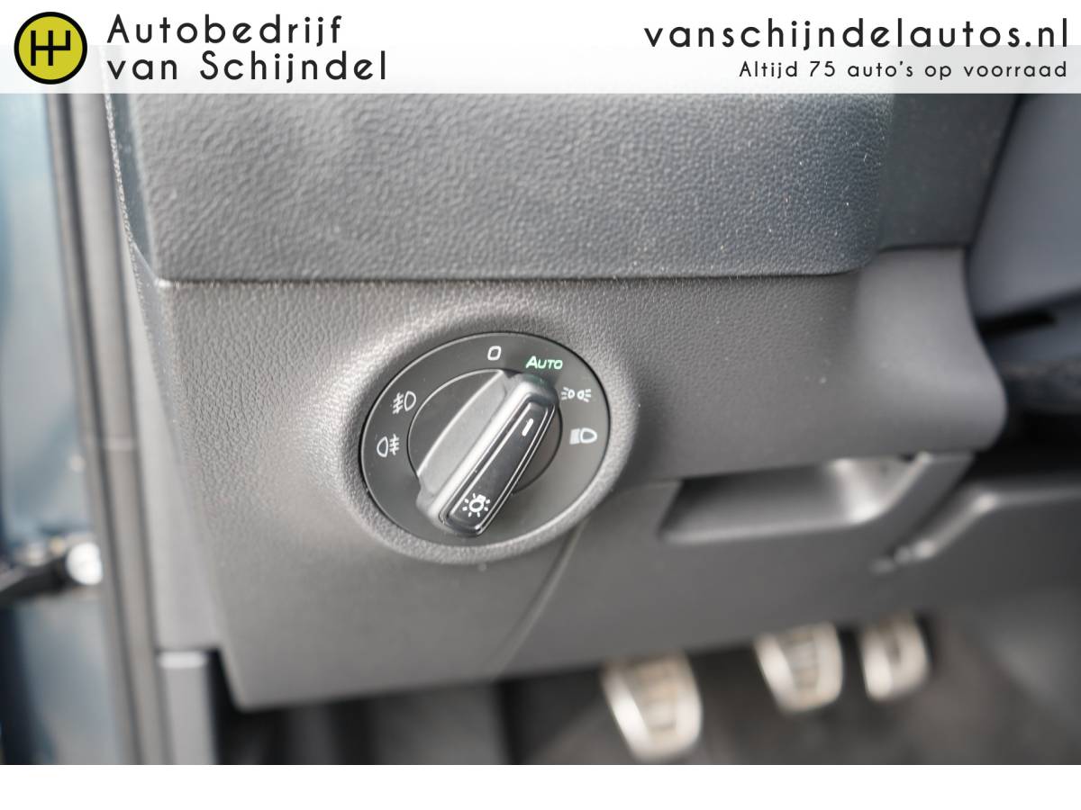 Škoda Karoq ŠKODA Karoq 1.5 TSI ACT 150PK SPORTLINE BUSINESS VOL LUXE PANORAMADAK ZWARTE HEMEL CAMERA STOEL+STUURVERWARMING ADAPTIEVE CRUISE ANDROID/APPLECARPLAY NAVI CLIMA PDC V+A BLUETOOTH 18INCH ENZ…