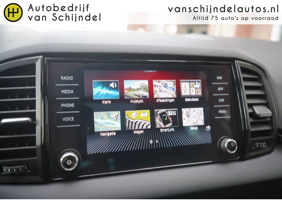 Škoda Karoq ŠKODA Karoq 1.5 TSI ACT 150PK SPORTLINE BUSINESS VOL LUXE PANORAMADAK ZWARTE HEMEL CAMERA STOEL+STUURVERWARMING ADAPTIEVE CRUISE ANDROID/APPLECARPLAY NAVI CLIMA PDC V+A BLUETOOTH 18INCH ENZ…