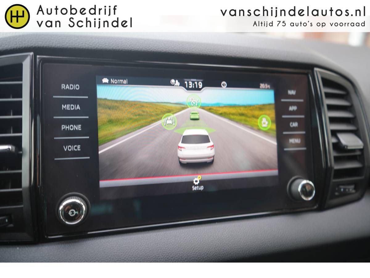 Škoda Karoq ŠKODA Karoq 1.5 TSI ACT 150PK SPORTLINE BUSINESS VOL LUXE PANORAMADAK ZWARTE HEMEL CAMERA STOEL+STUURVERWARMING ADAPTIEVE CRUISE ANDROID/APPLECARPLAY NAVI CLIMA PDC V+A BLUETOOTH 18INCH ENZ…