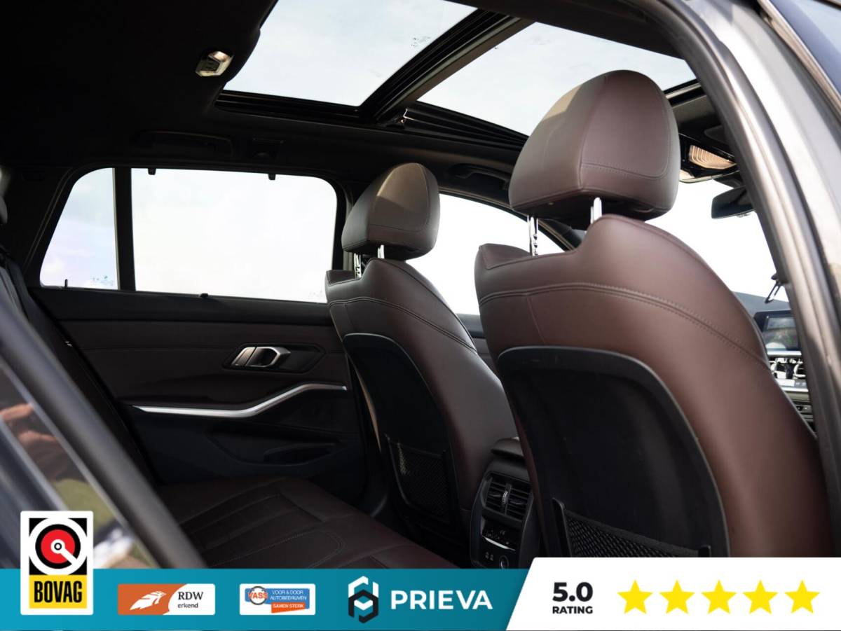 BMW 3 Serie BMW 3-serie Touring 320d High Executive | Panoramadak | Vernasca leder | Camera