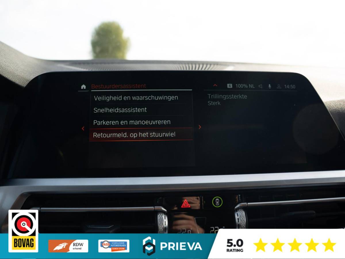 BMW 3 Serie BMW 3-serie Touring 320d High Executive | Panoramadak | Vernasca leder | Camera