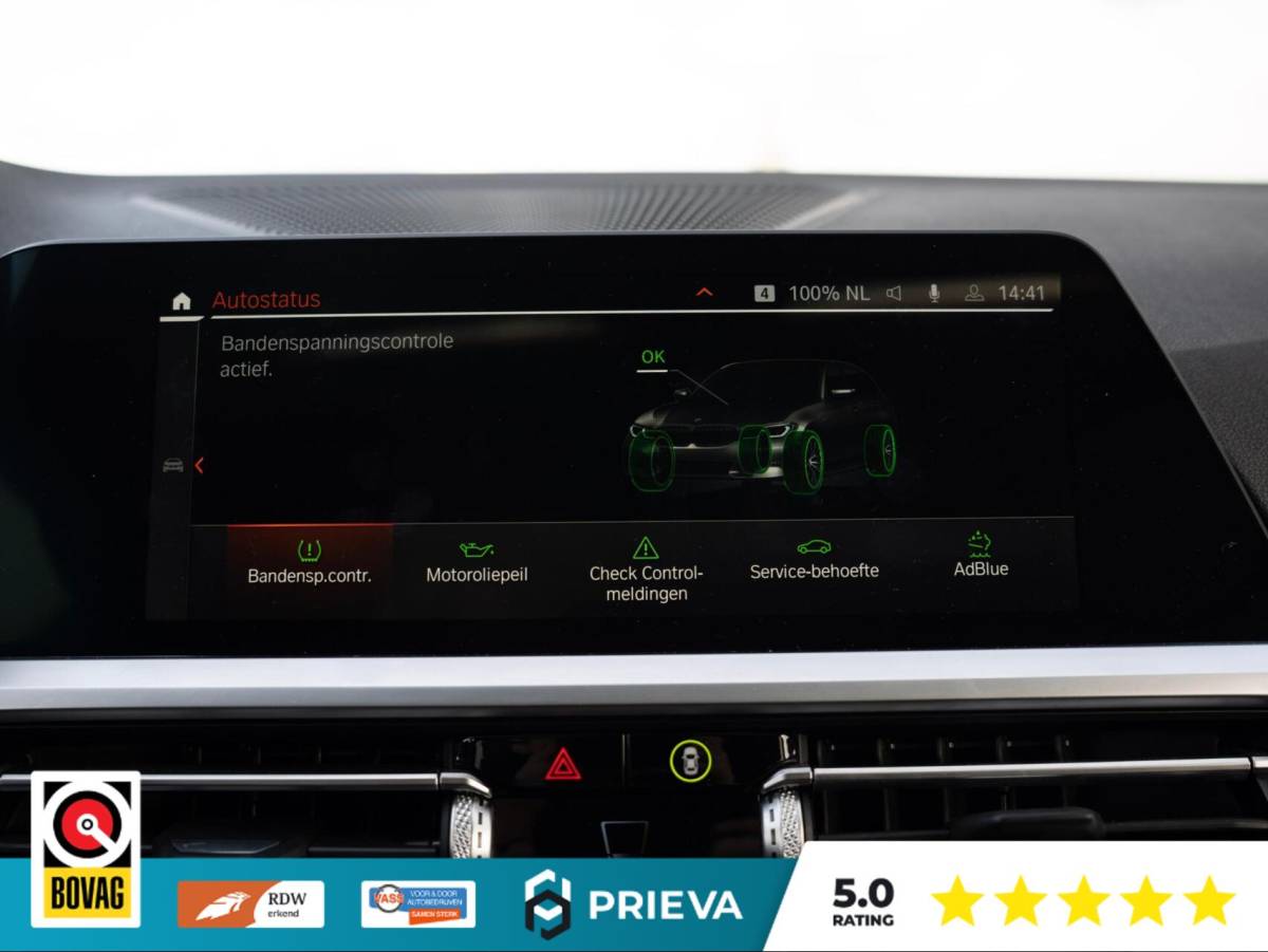 BMW 3 Serie BMW 3-serie Touring 320d High Executive | Panoramadak | Vernasca leder | Camera