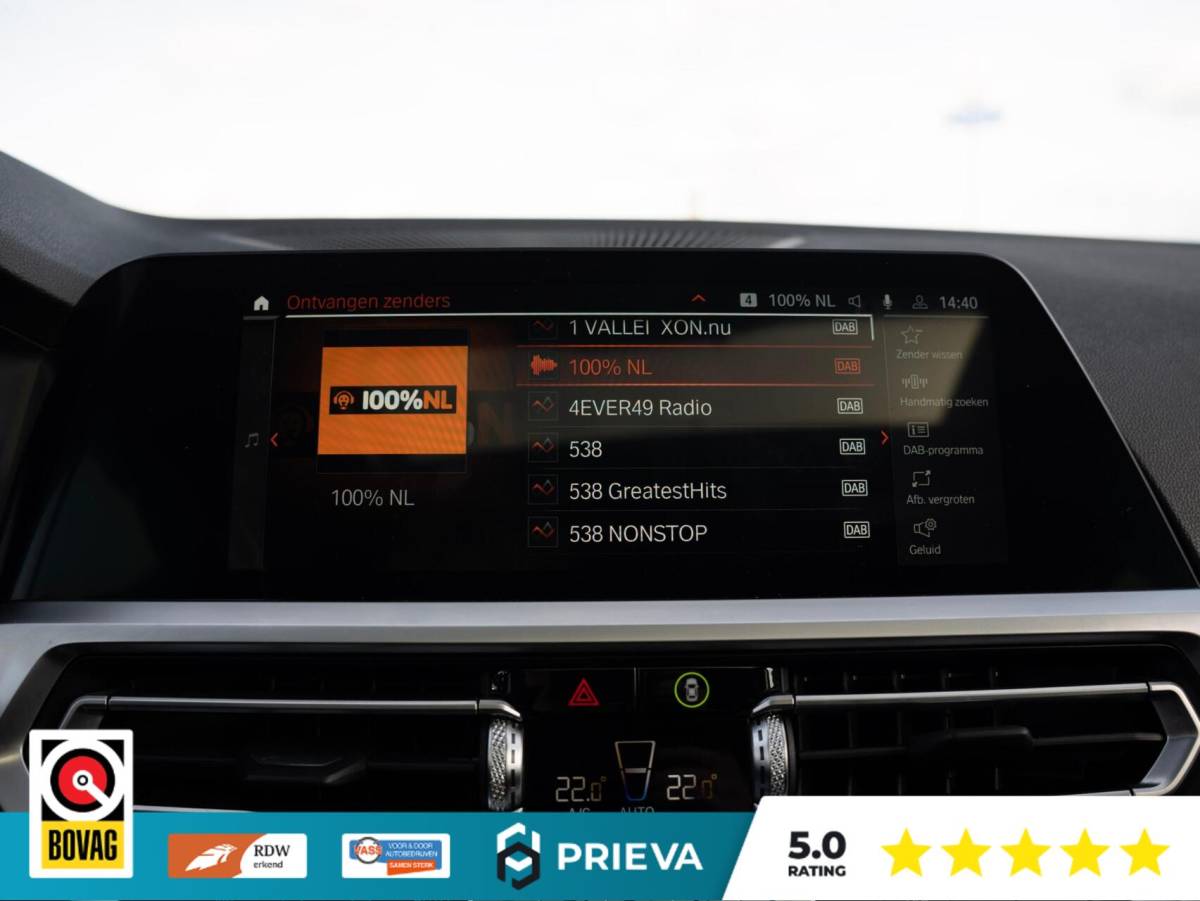 BMW 3 Serie BMW 3-serie Touring 320d High Executive | Panoramadak | Vernasca leder | Camera
