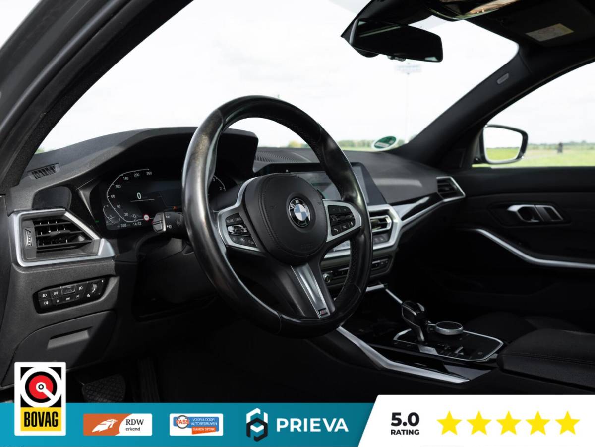 BMW 3 Serie BMW 3-serie Touring 320d High Executive | Panoramadak | Vernasca leder | Camera