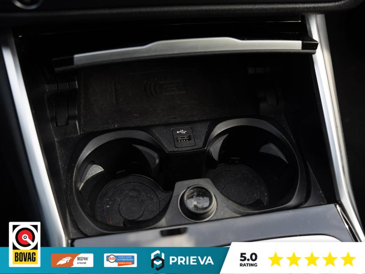 BMW 3 Serie BMW 3-serie Touring 320d High Executive | Panoramadak | Vernasca leder | Camera