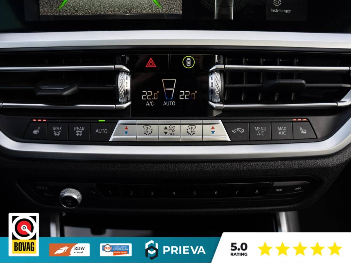 BMW 3 Serie BMW 3-serie Touring 320d High Executive | Panoramadak | Vernasca leder | Camera
