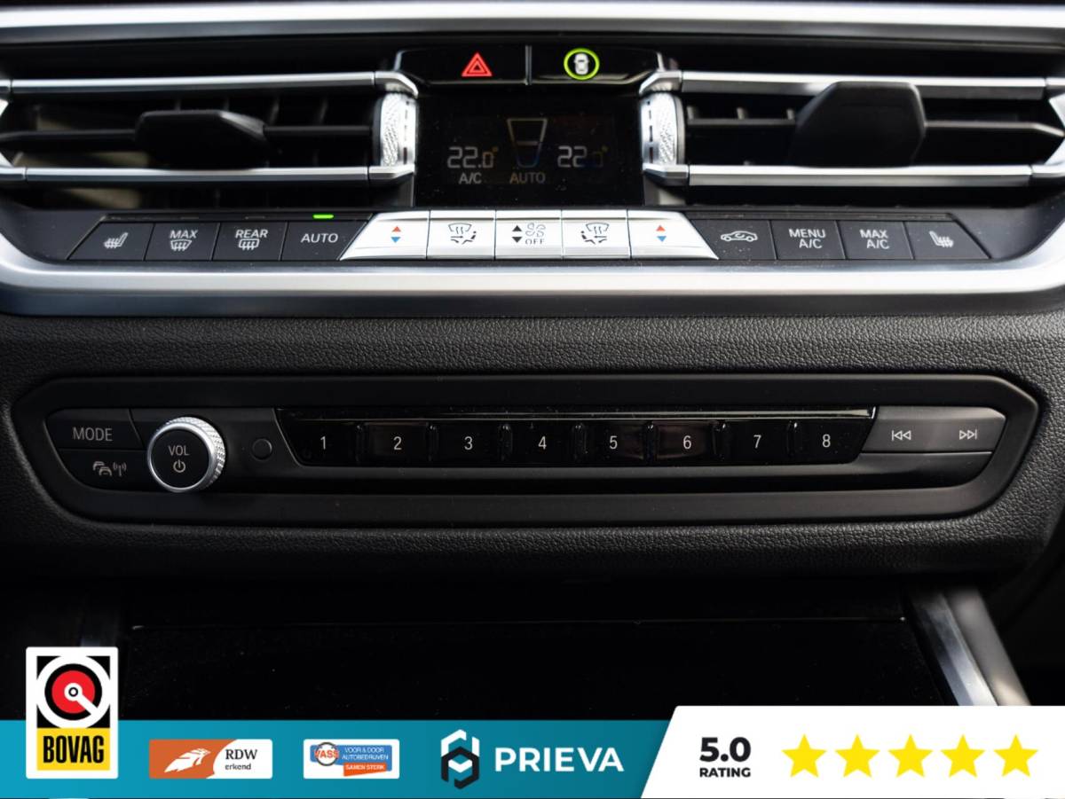 BMW 3 Serie BMW 3-serie Touring 320d High Executive | Panoramadak | Vernasca leder | Camera
