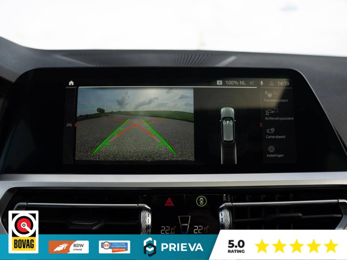 BMW 3 Serie BMW 3-serie Touring 320d High Executive | Panoramadak | Vernasca leder | Camera