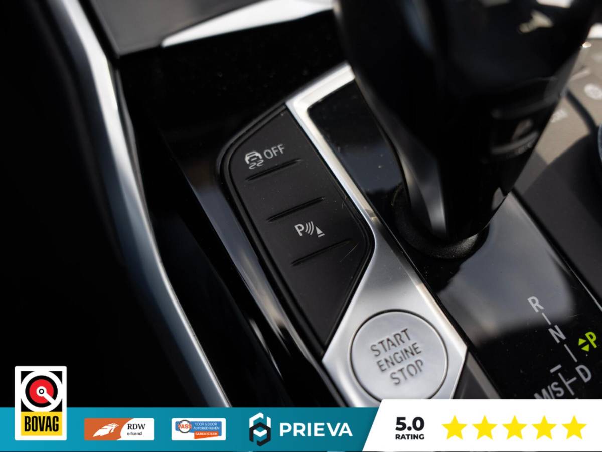 BMW 3 Serie BMW 3-serie Touring 320d High Executive | Panoramadak | Vernasca leder | Camera