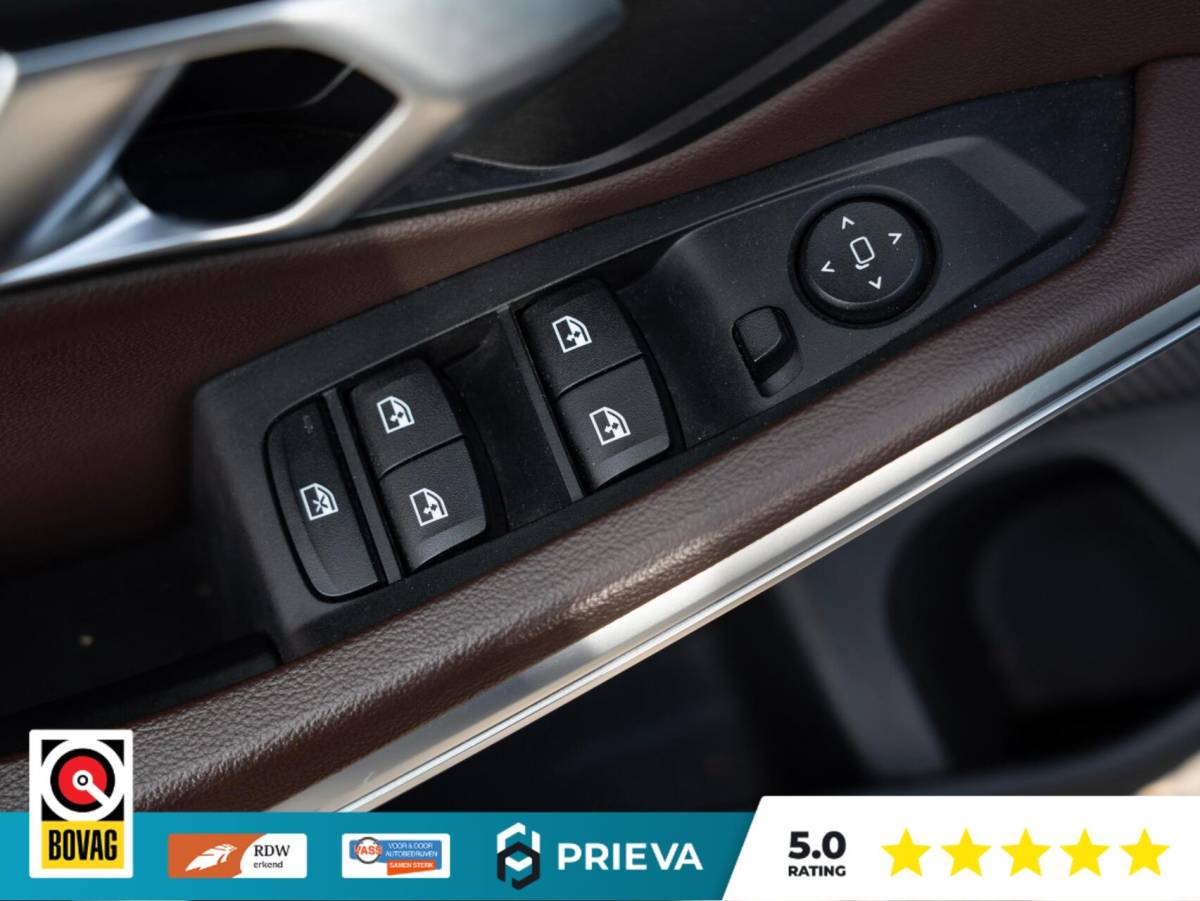 BMW 3 Serie BMW 3-serie Touring 320d High Executive | Panoramadak | Vernasca leder | Camera