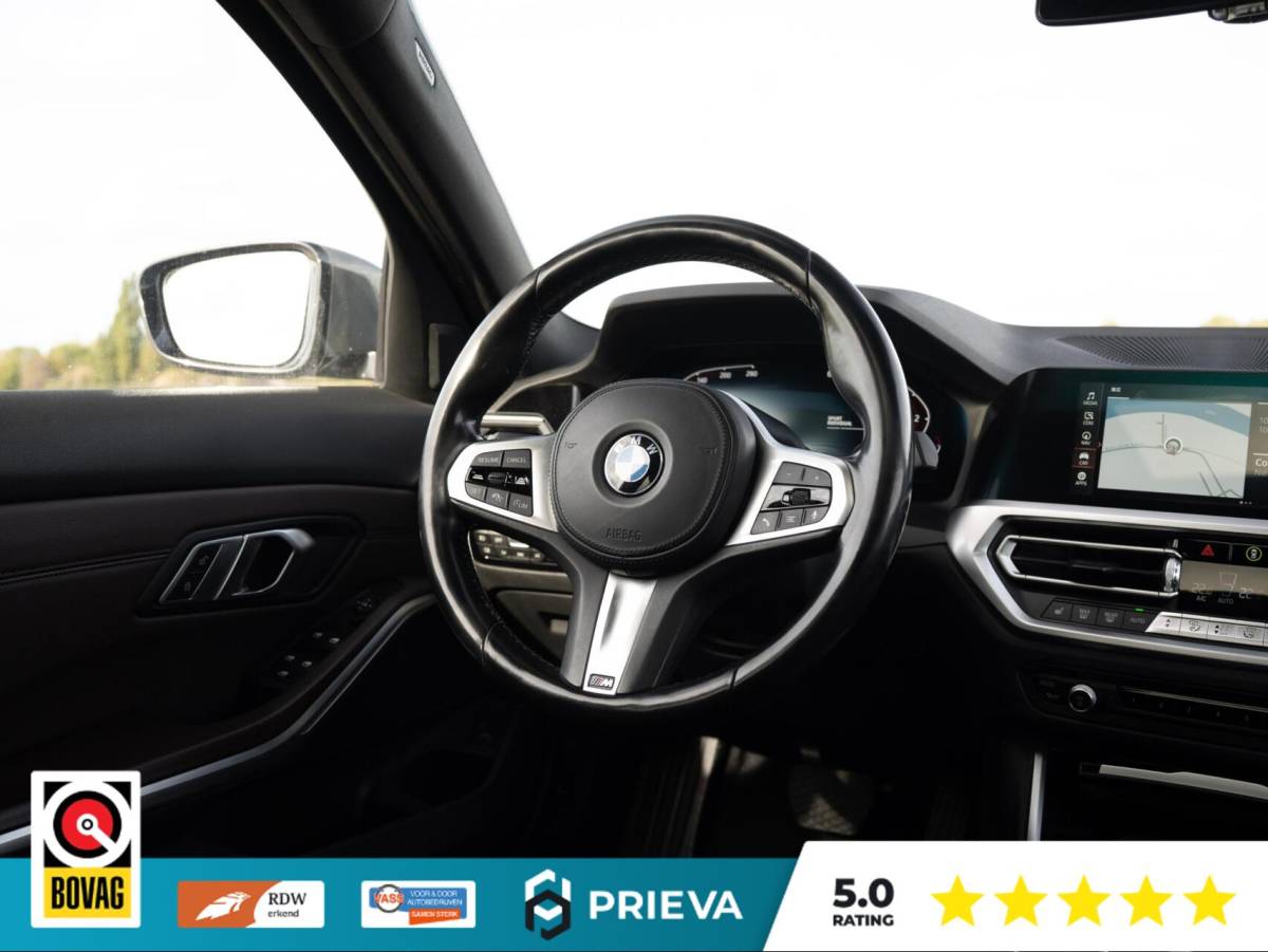 BMW 3 Serie BMW 3-serie Touring 320d High Executive | Panoramadak | Vernasca leder | Camera