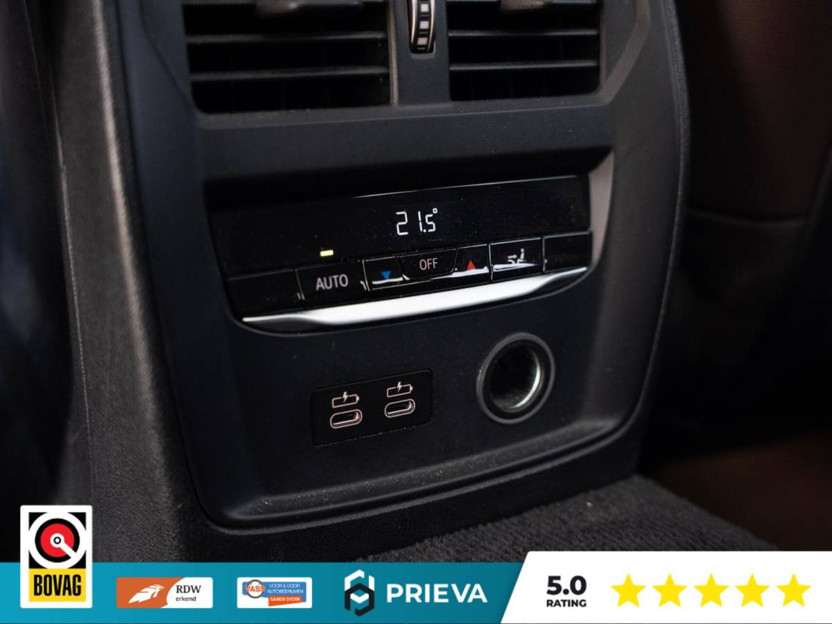 BMW 3 Serie BMW 3-serie Touring 320d High Executive | Panoramadak | Vernasca leder | Camera