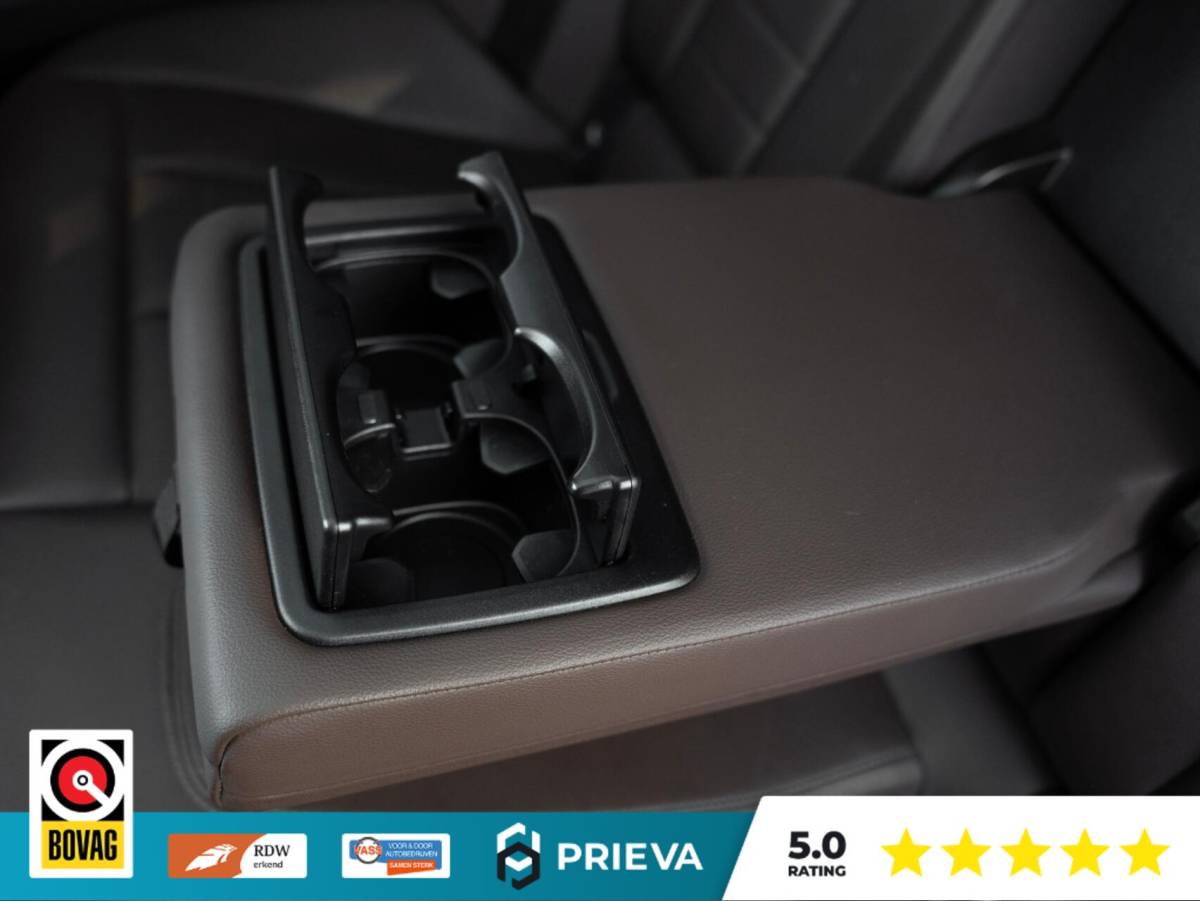 BMW 3 Serie BMW 3-serie Touring 320d High Executive | Panoramadak | Vernasca leder | Camera