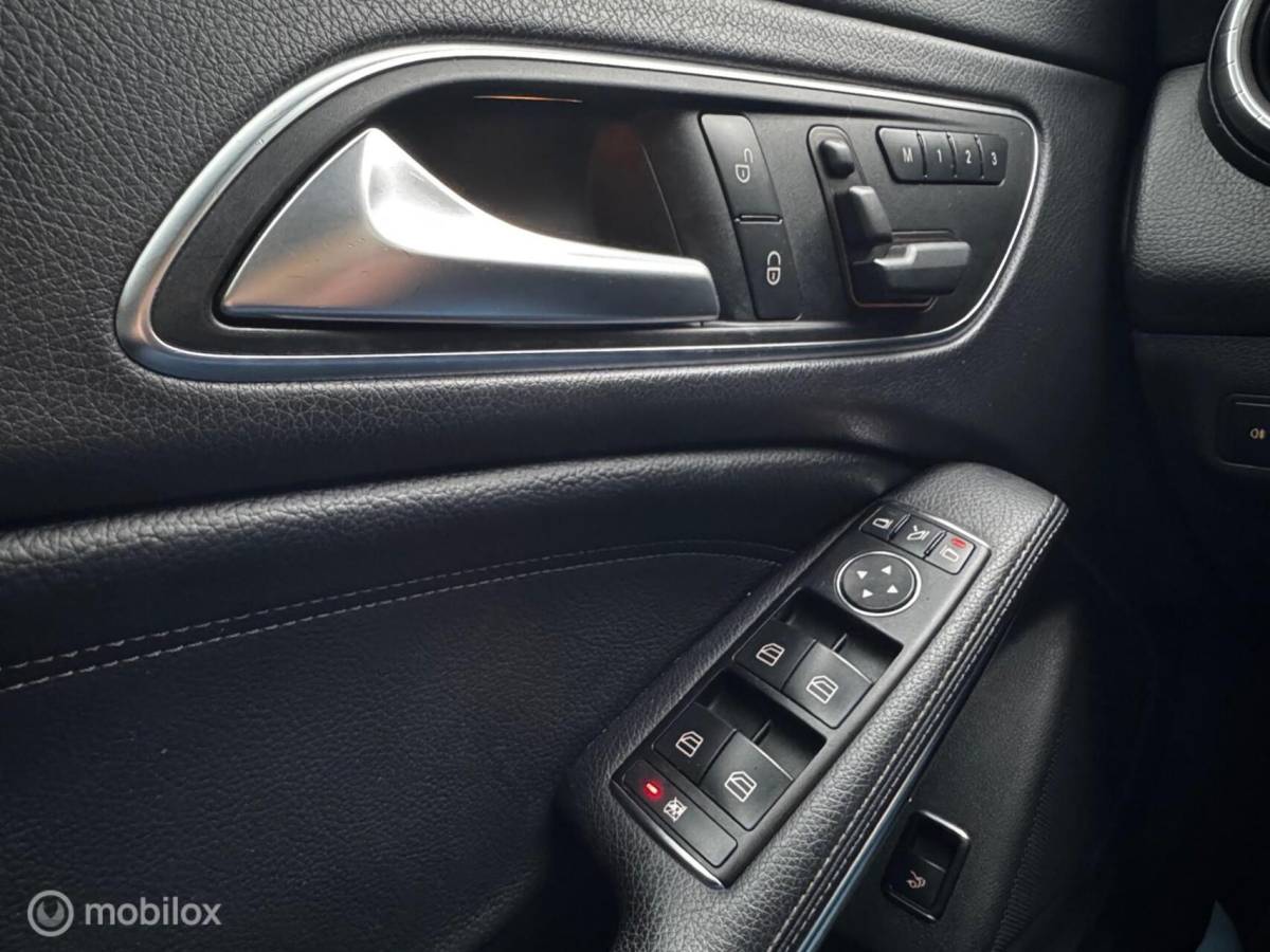Mercedes-Benz CLA Mercedes CLA klasse 200 AUT LEDER/PANO/AIRCO/CRUISE/NAVI